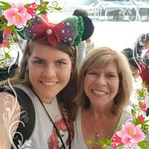 Meet your Posher, Lonna